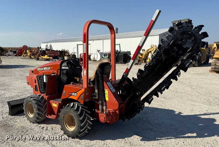 image for item ER0159 2016 Ditch witch RT45 trencher