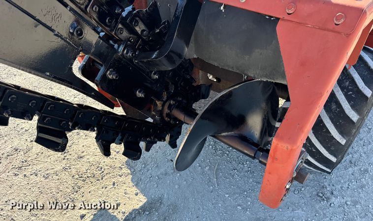 image for item ER0159 2016 Ditch witch RT45 trencher