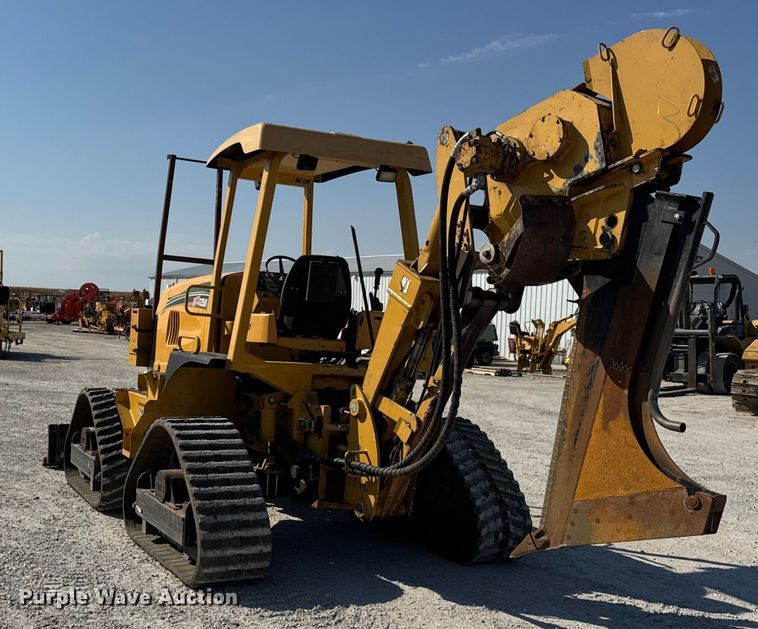 image for item ER0162 2013 Vermeer RTX1250 vibratory cable plow