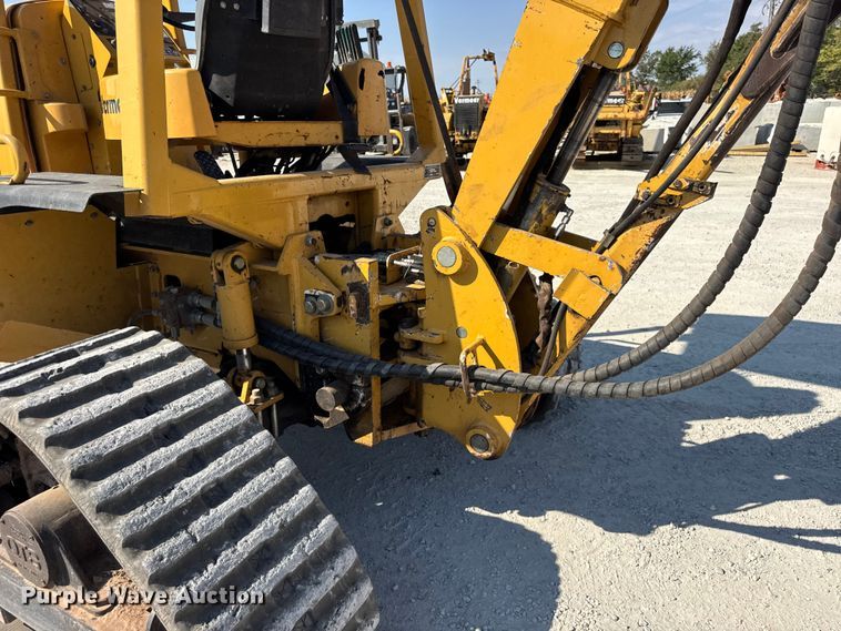 image for item ER0162 2013 Vermeer RTX1250 vibratory cable plow