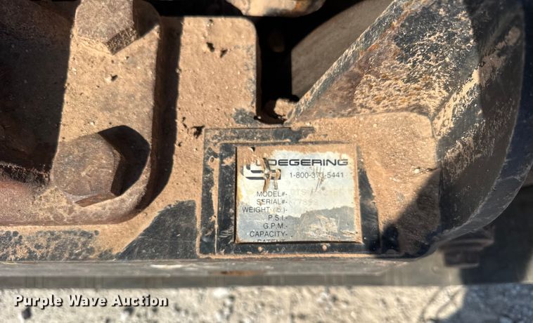 image for item ER0162 2013 Vermeer RTX1250 vibratory cable plow