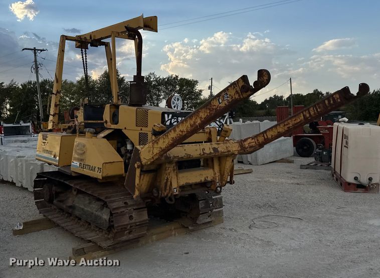 image for item ER0164 2001 Vermeer Flextrak 75 cable plow