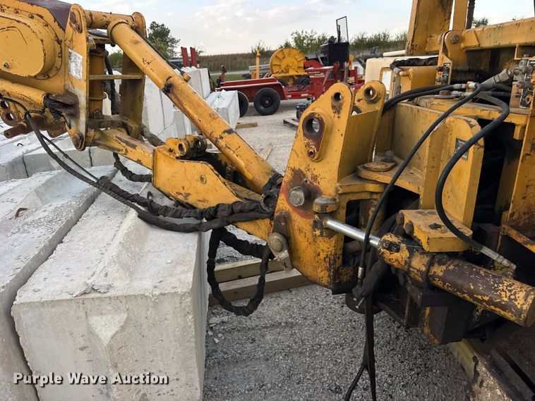 image for item ER0164 2001 Vermeer Flextrak 75 cable plow