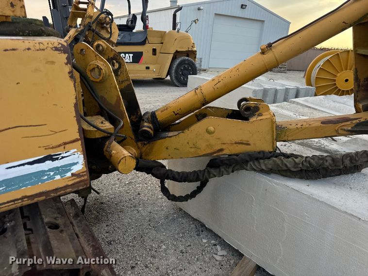 image for item ER0164 2001 Vermeer Flextrak 75 cable plow