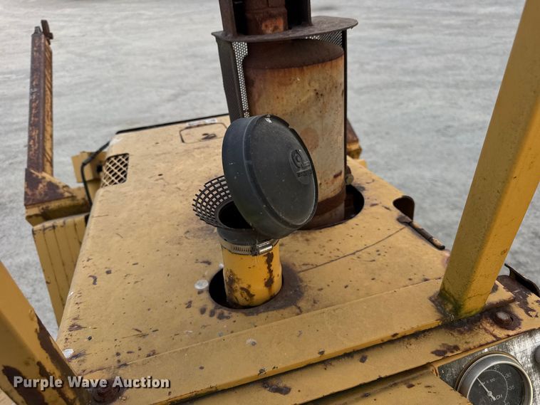 image for item ER0164 2001 Vermeer Flextrak 75 cable plow