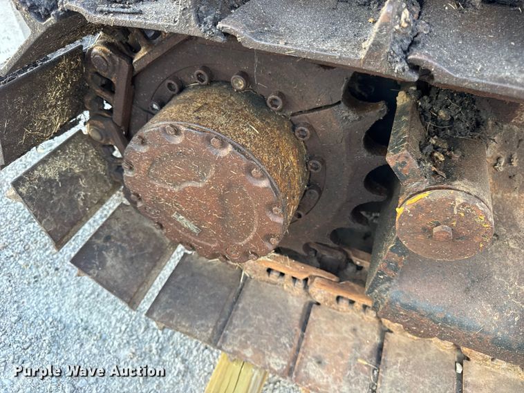 image for item ER0164 2001 Vermeer Flextrak 75 cable plow