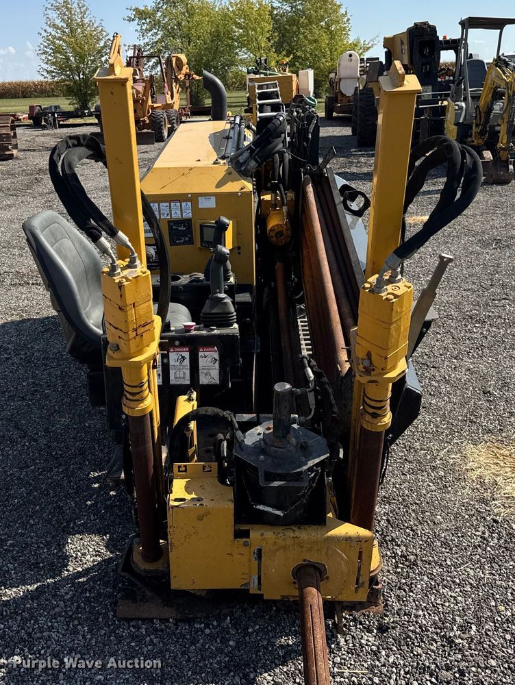 image for item ER0167 2018 Vermeer D8x12 directional boring unit