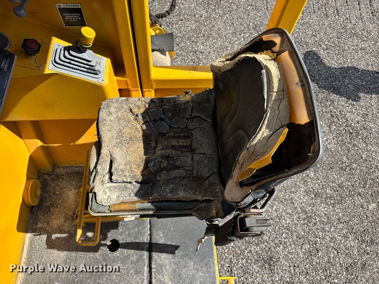 image for item ER0168 2000 Trencor 665HD trencher