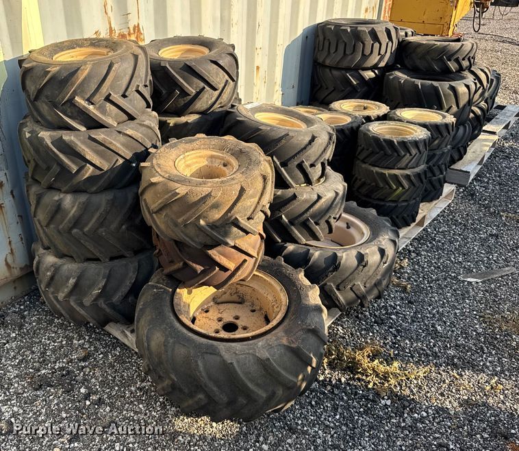 image for item ER0171 Trencher tires and wheels