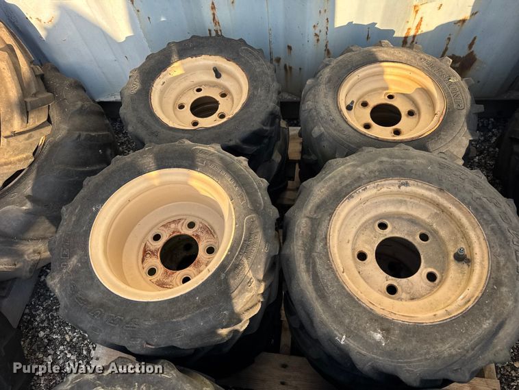 image for item ER0171 Trencher tires and wheels