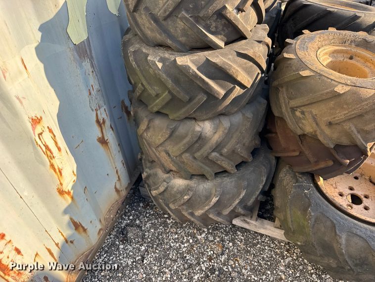 image for item ER0171 Trencher tires and wheels