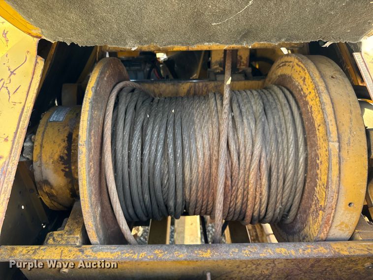 image for item ER0172 Vermeer winch