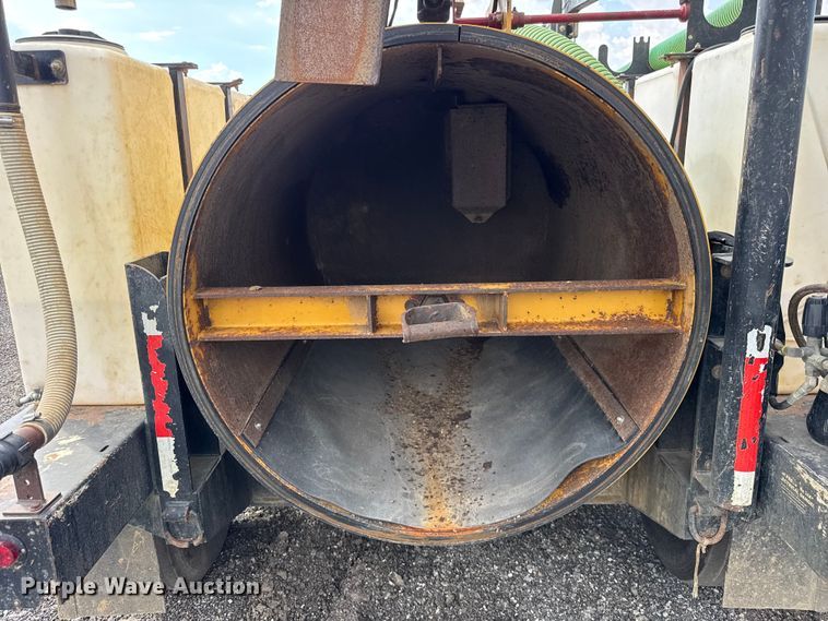 image for item ER0178 2018 Vermeer LP573SDT vacuum excavator