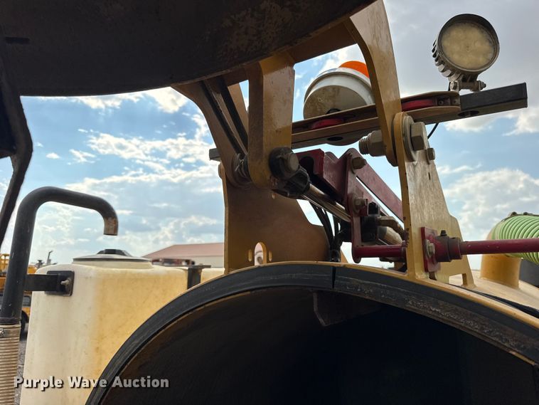 image for item ER0178 2018 Vermeer LP573SDT vacuum excavator