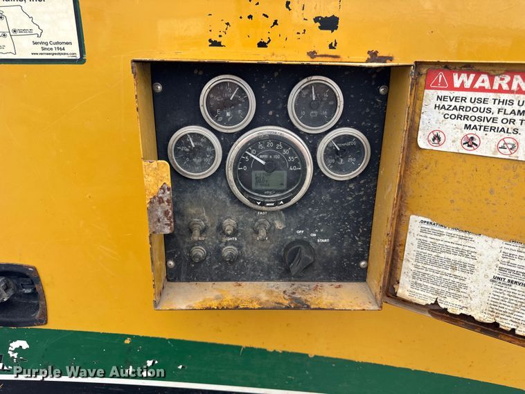 image for item ER0178 2018 Vermeer LP573SDT vacuum excavator