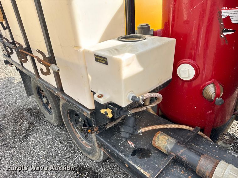 image for item ER0178 2018 Vermeer LP573SDT vacuum excavator