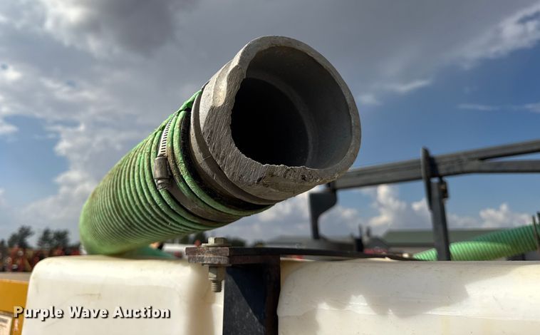 image for item ER0178 2018 Vermeer LP573SDT vacuum excavator