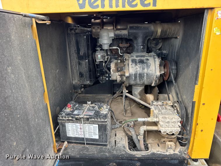 image for item ER0178 2018 Vermeer LP573SDT vacuum excavator