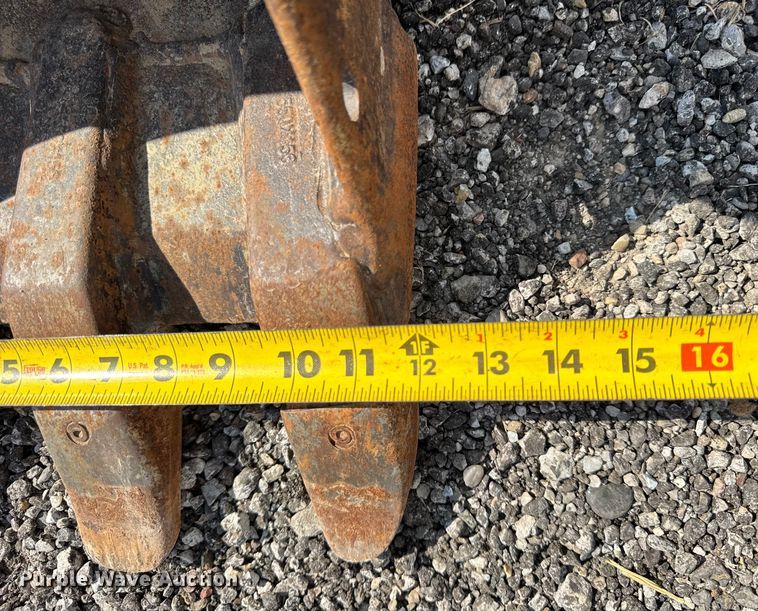 image for item ER0183 2012 Yanmar Vio17 mini excavator