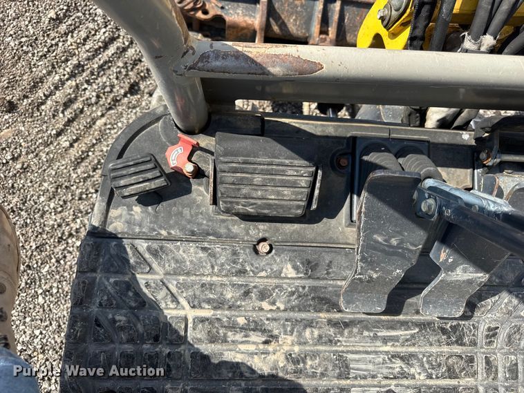 image for item ER0183 2012 Yanmar Vio17 mini excavator