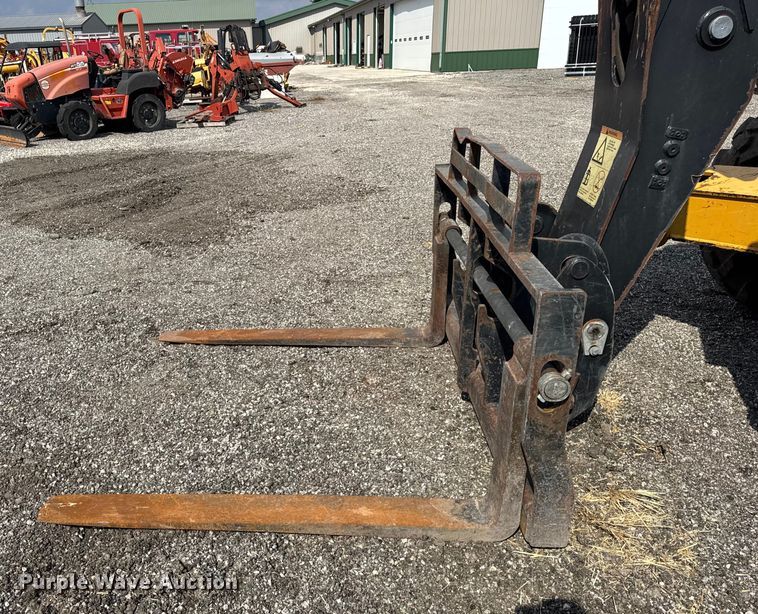 image for item ER0184 2013 Caterpillar TL1255C telehandler