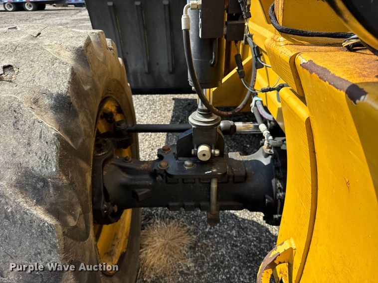 image for item ER0184 2013 Caterpillar TL1255C telehandler