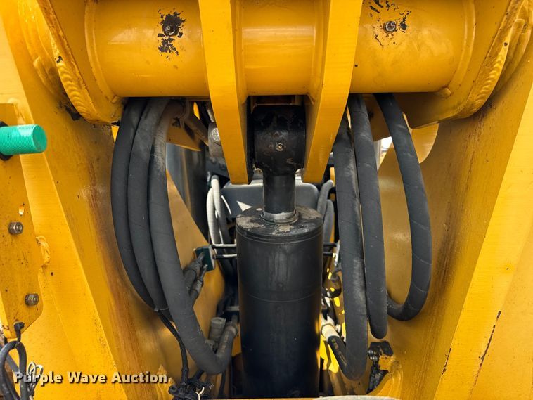 image for item ER0184 2013 Caterpillar TL1255C telehandler