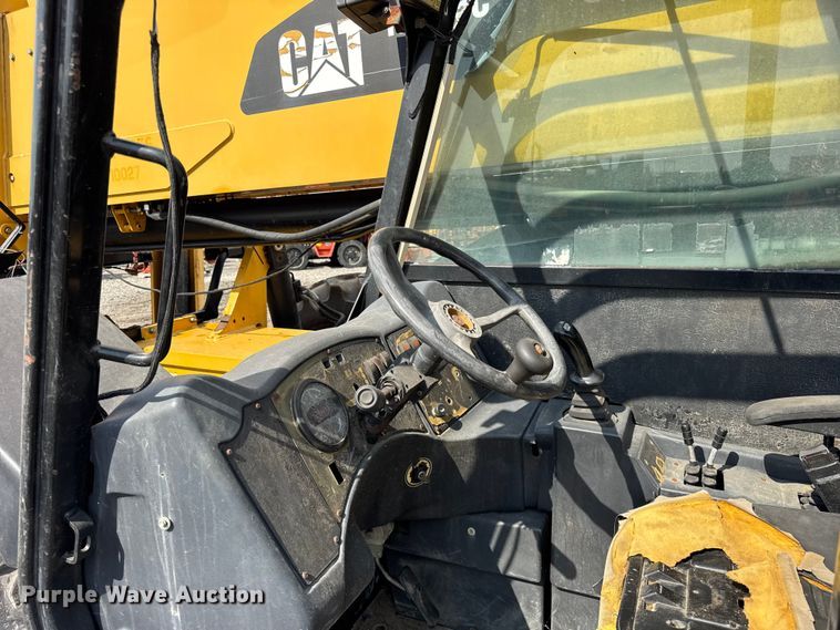 image for item ER0184 2013 Caterpillar TL1255C telehandler