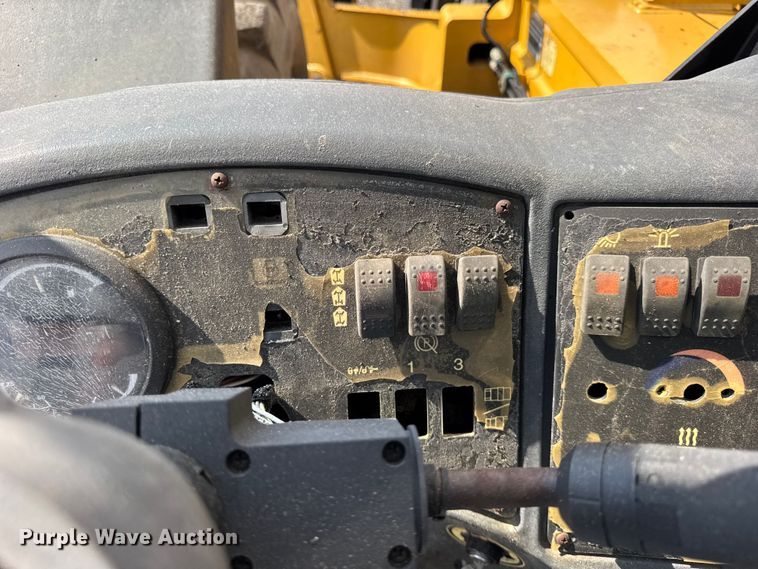 image for item ER0184 2013 Caterpillar TL1255C telehandler