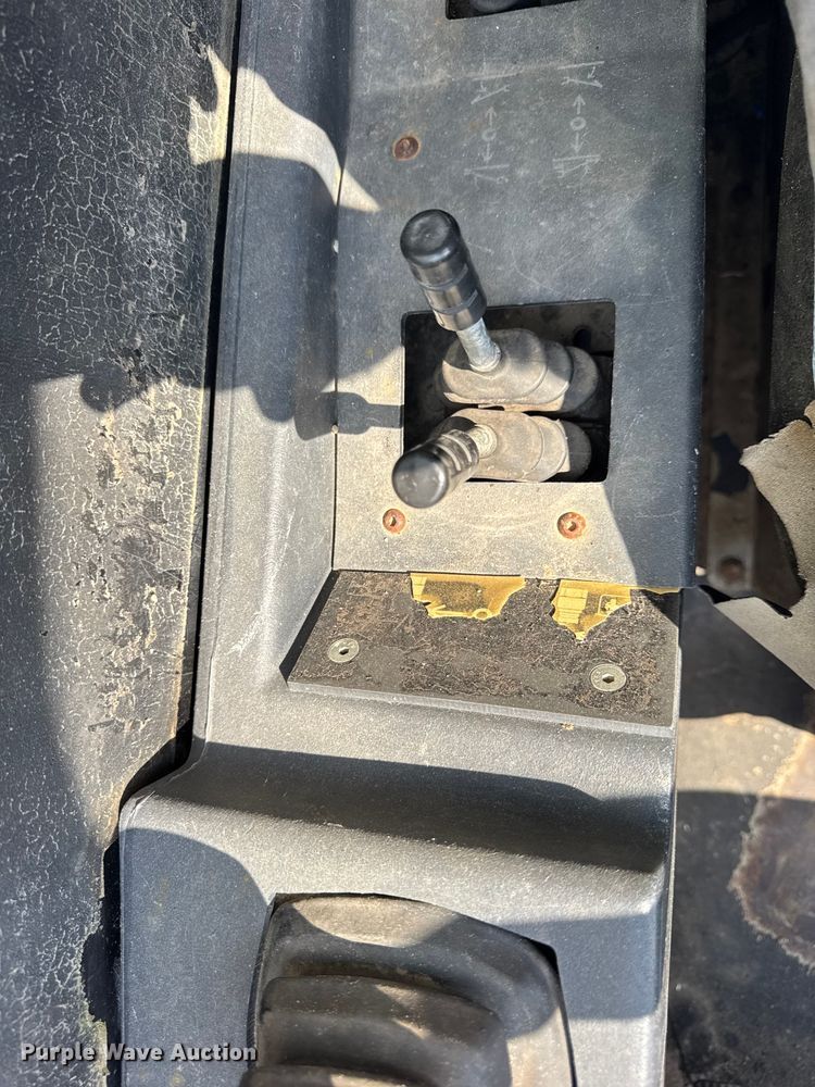 image for item ER0184 2013 Caterpillar TL1255C telehandler