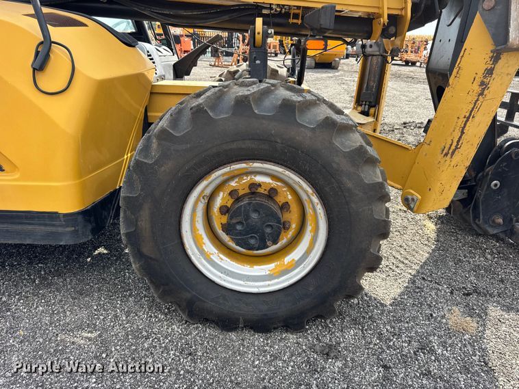 image for item ER0184 2013 Caterpillar TL1255C telehandler