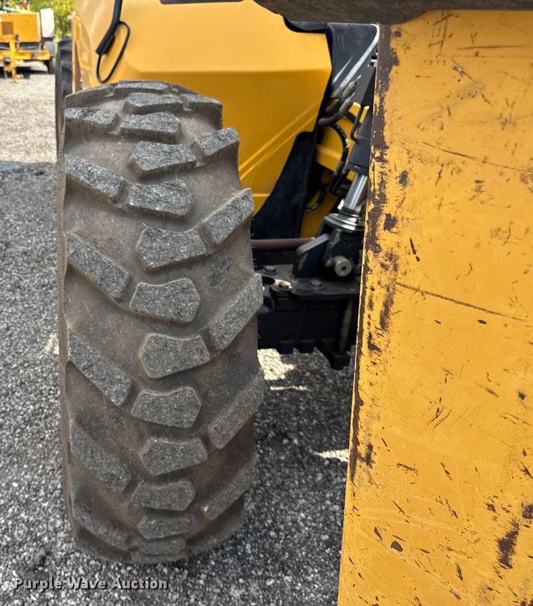 image for item ER0184 2013 Caterpillar TL1255C telehandler