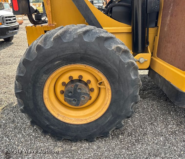 image for item ER0184 2013 Caterpillar TL1255C telehandler