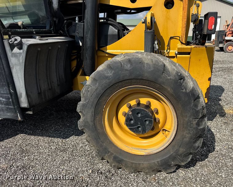 image for item ER0184 2013 Caterpillar TL1255C telehandler