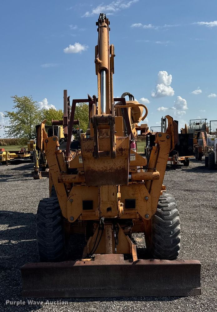 image for item ER0186 1992 Case 660 trencher