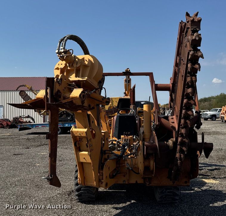 image for item ER0186 1992 Case 660 trencher