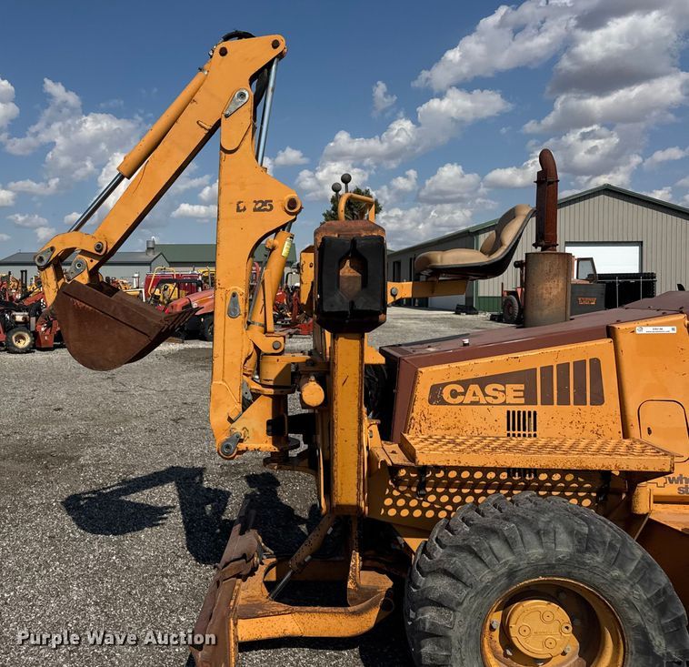 image for item ER0186 1992 Case 660 trencher