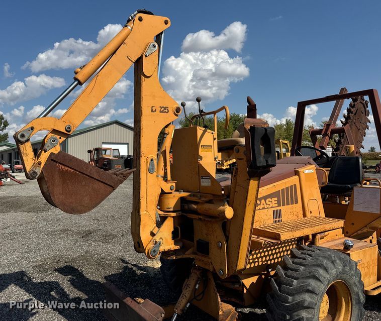 image for item ER0186 1992 Case 660 trencher