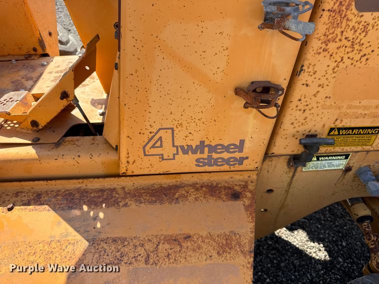 image for item ER0186 1992 Case 660 trencher