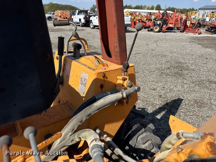 image for item ER0186 1992 Case 660 trencher