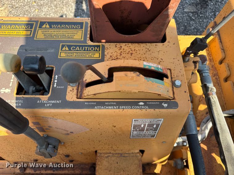 image for item ER0186 1992 Case 660 trencher