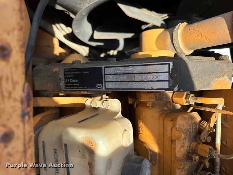 image for item ER0186 1992 Case 660 trencher