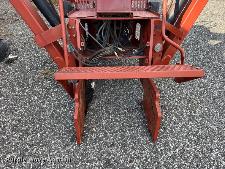 image for item ER0189 2006 Ditch Witch A720 backhoe attachment