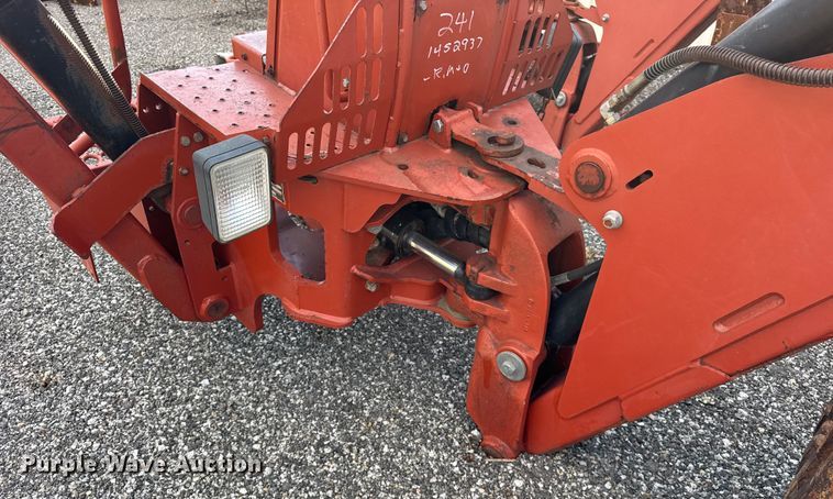 image for item ER0189 2006 Ditch Witch A720 backhoe attachment
