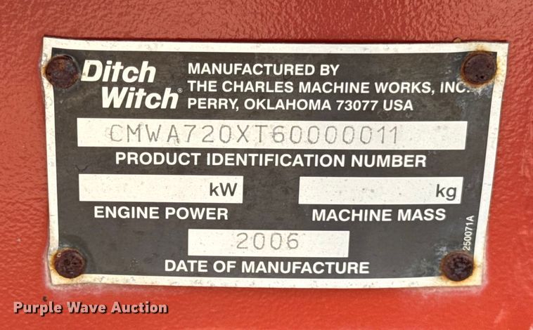image for item ER0189 2006 Ditch Witch A720 backhoe attachment