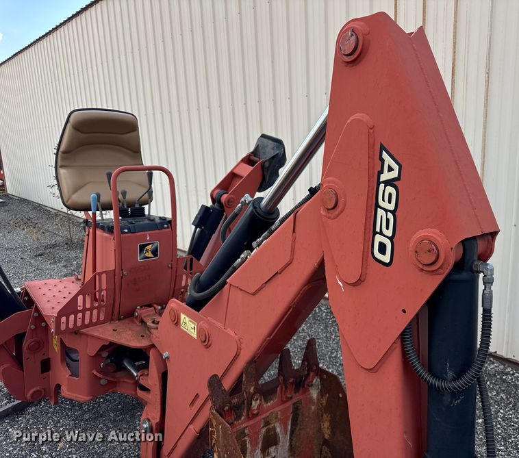 image for item ER0190 2014 Ditch Witch A920 backhoe attachment