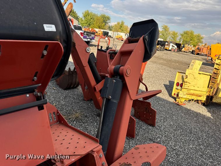 image for item ER0190 2014 Ditch Witch A920 backhoe attachment