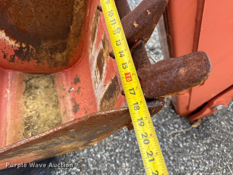 image for item ER0190 2014 Ditch Witch A920 backhoe attachment