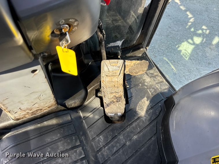 image for item ER0191 Kubota L5460 MFWD tractor