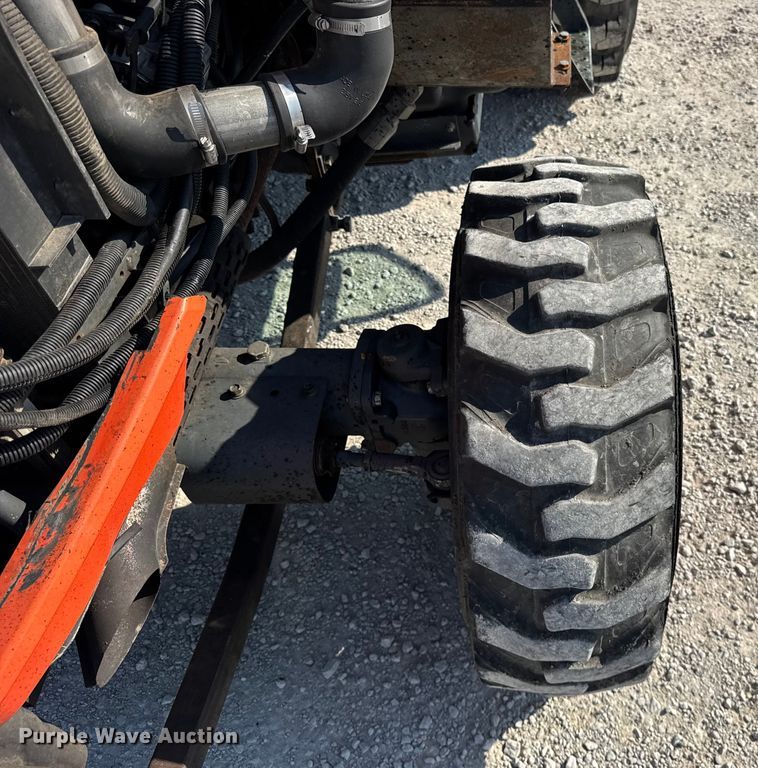 image for item ER0191 Kubota L5460 MFWD tractor